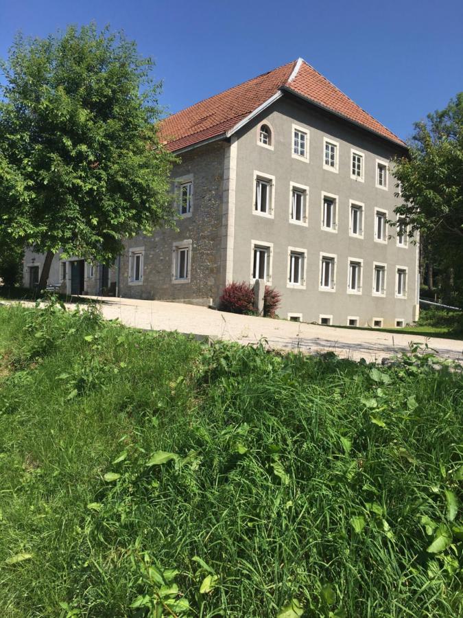 Appartamento Domaine De Malpas Villers-le-Lac Esterno foto
