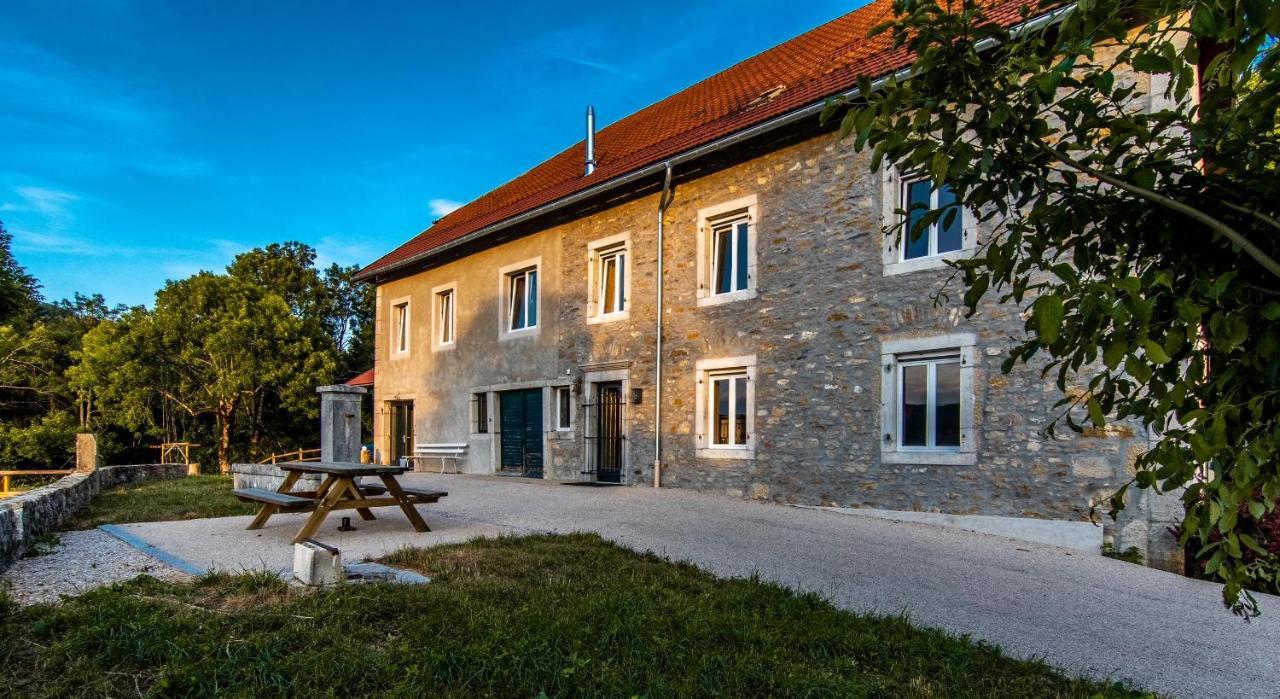 Appartamento Domaine De Malpas Villers-le-Lac Esterno foto