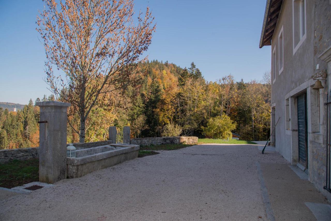 Appartamento Domaine De Malpas Villers-le-Lac Esterno foto